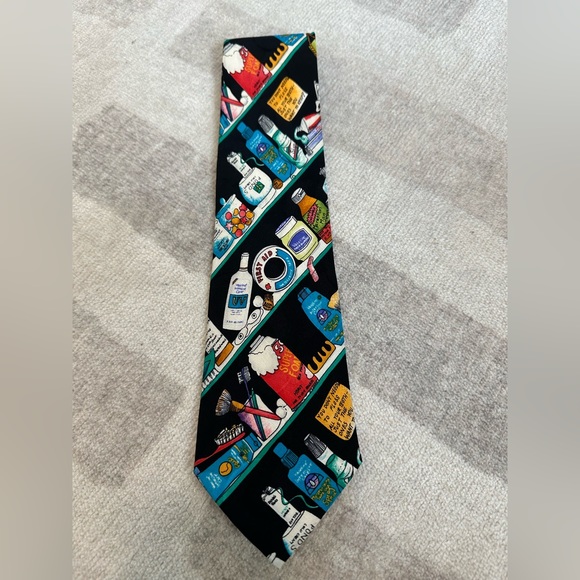 Vintage 1991 Nicole Miller Medicine Cabinet Silk Tie - Picture 2 of 6